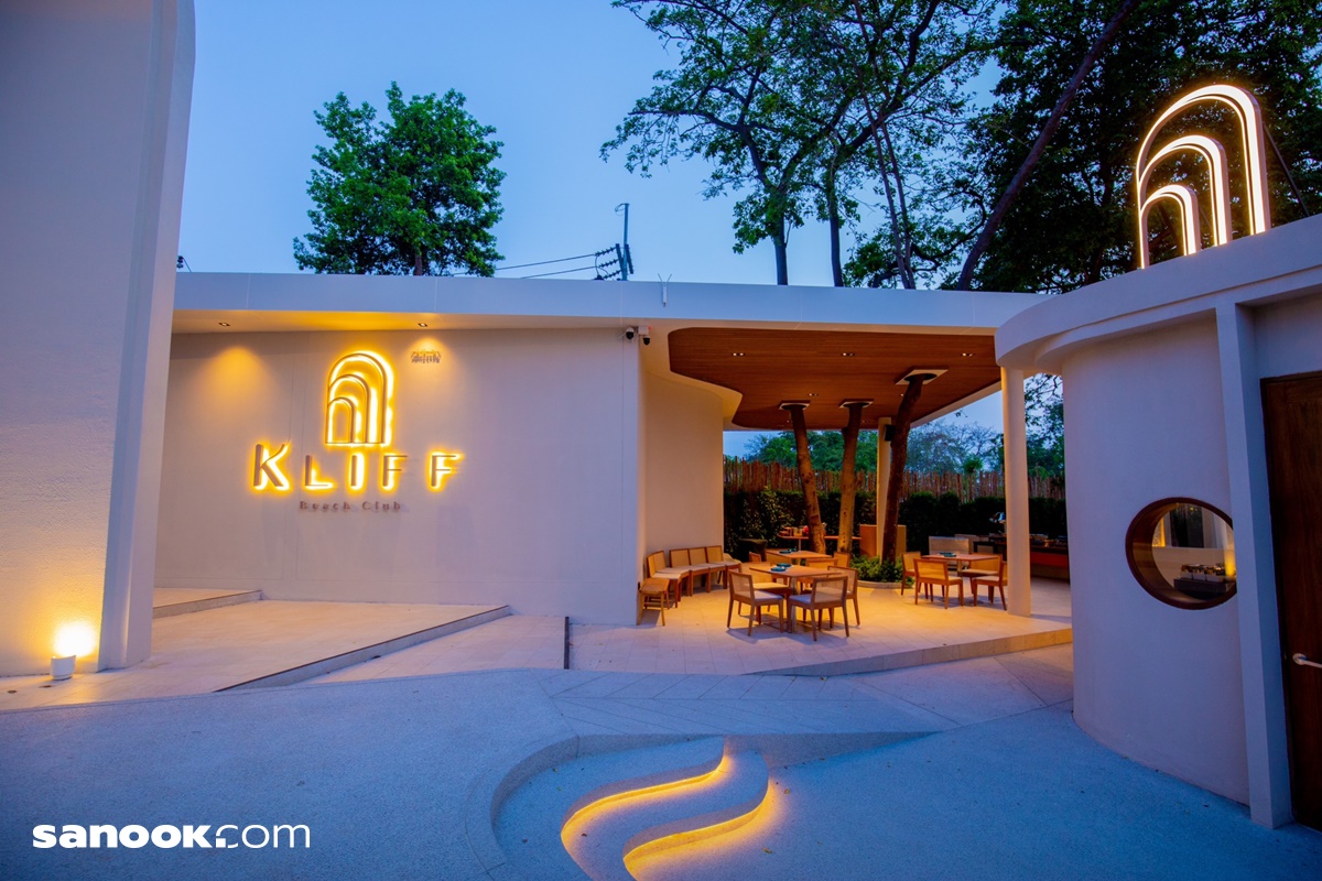 Kliff Beach Club คาเฟ่พัทยา