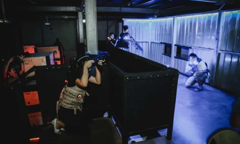 เลเซอร์เกมที่ Rush B Tactical Laser Tag ในกรุงเทพ