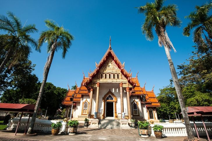 วัดศรีอุบลรัตนาราม (วัดศรีทอง) ขอบคุณภาพจาก: https://thai.tourismthailand.org/Attraction/วัดศรีอุบลรัตนาราม-วัดศรีทอง