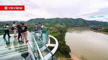 สกายวอล์คเชียงคาน มุมอันซีนแห่งเมืองเลย ชมวิวธรรมชาติ ภูเขา และสายน้ำ