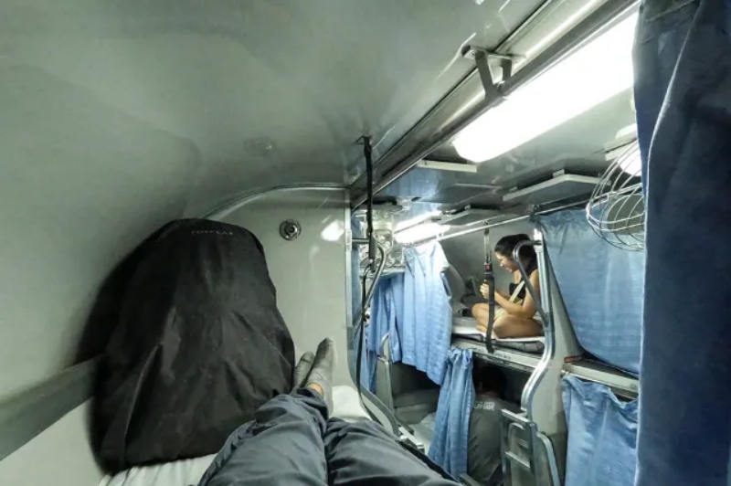 thai_sleeper_train_07