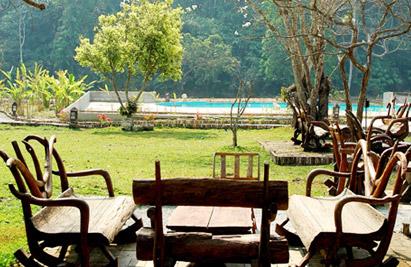 ม้ง ฮิลไทรป์ ลอดจ์