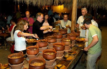 ม้ง ฮิลไทรป์ ลอดจ์