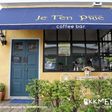 Je T'en Prie coffee bar 