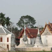 เที่ยวกับพระจันทร์ มันส์กับดาว 