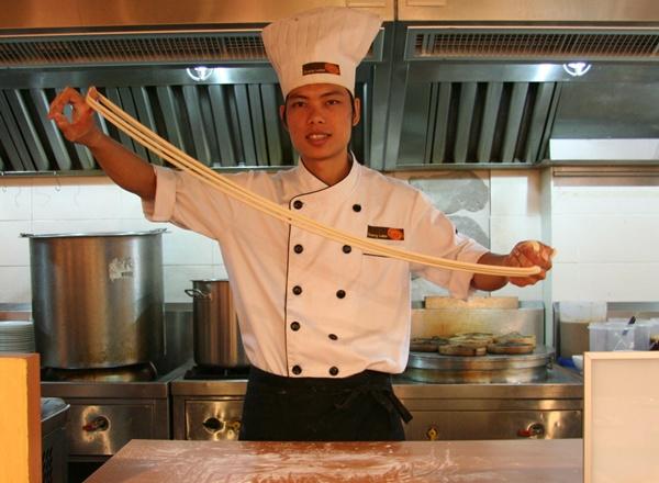 ชิเชน ราเมี่ยน Chiseng Lamian 