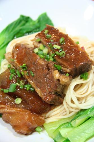 ชิเชน ราเมี่ยน Chiseng Lamian 