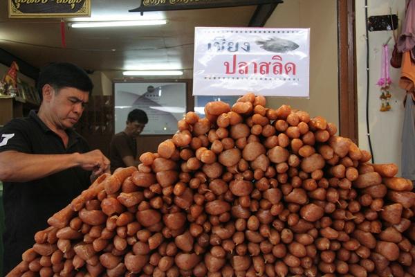 ตลาดสามชุก จ.สุพรรณบุรี