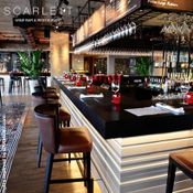 สการ์เล็ต ไวน์ บาร์ แอนด์ เรสเตอรองต์ (Scarlett Wine Bar & Restaurant)