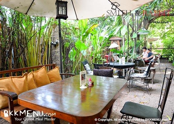 สมิธ แอนด์ แรบบิท คิวซีน