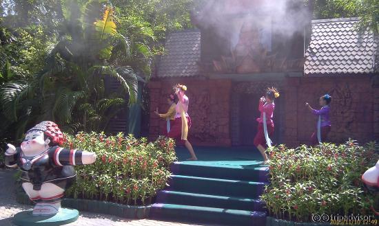 Safari World 