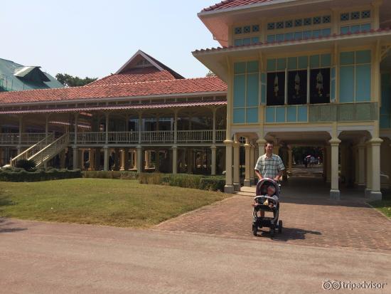 Тиковый дворец