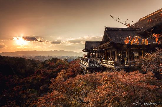 Autumn Kiyomizu