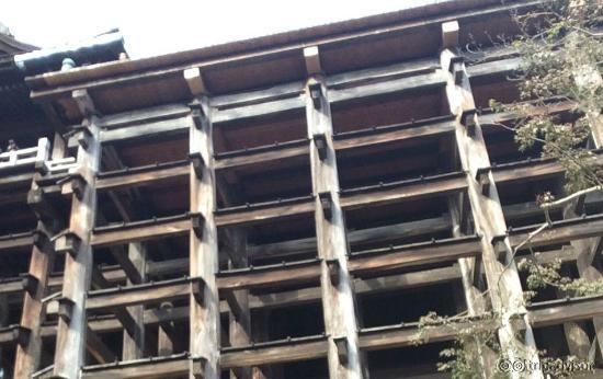 清水寺　下から