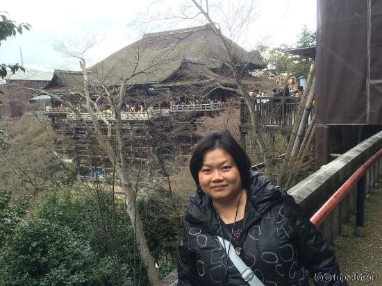 วัดน้ำใส ช่วงหน้าหนาว ต้นไม่ไร้ใบ