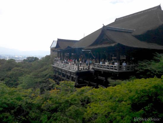 มุมยอดนิยมวัดน้ำใส