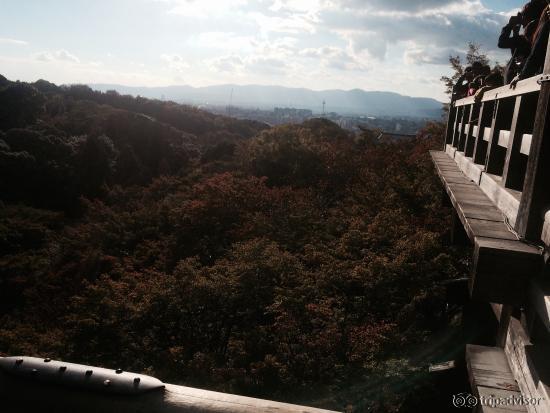 清水寺舞台から市内を望む