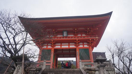 清水寺宏偉的大門