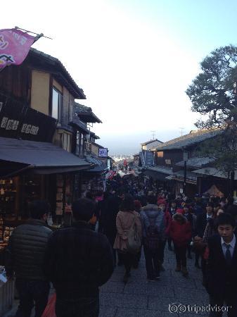 Улочка магазинов