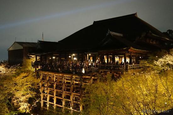 Do not miss the temole illumination at spring. A must see!