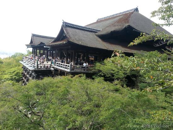 Kiyomizudera from the side