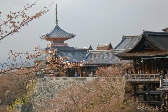 Kiyomizu-dera