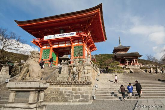 Kiyomizu-dera