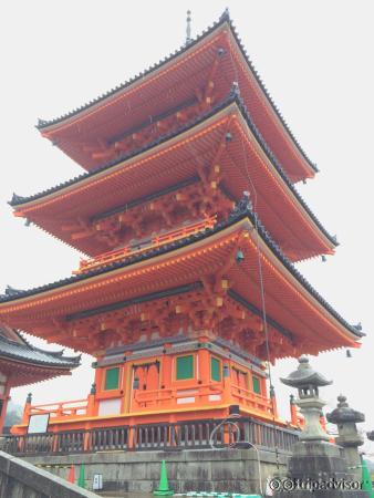 Kiyomizu-dera Temple