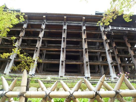 Kiyomizu-dera Temple