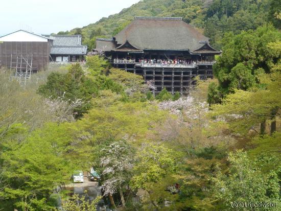 Kiyomizu-dera Temple