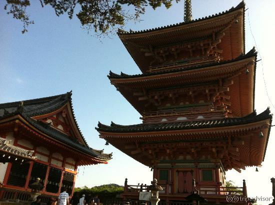 Kiyomizu-dera Temple