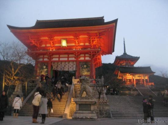 Kiyomizu-dera Temple