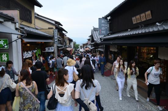 Street leading up to the temple, plenty of food