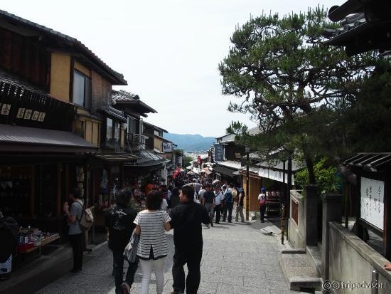 Shops along the way to temple