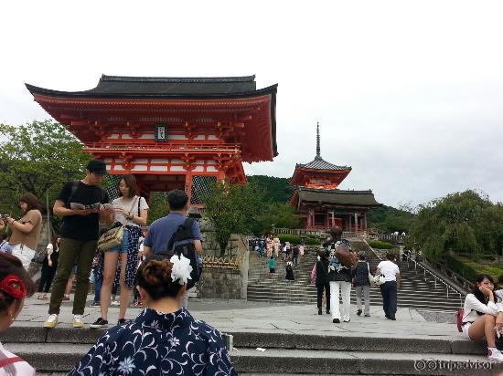 Kiyomizu-dera Temple