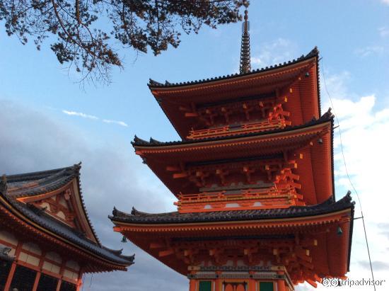 Sunset at Kiyomizu-dera
