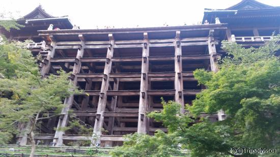 Kiyomizu-dera Temple
