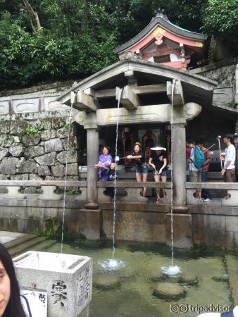 Kiyomizu-dera