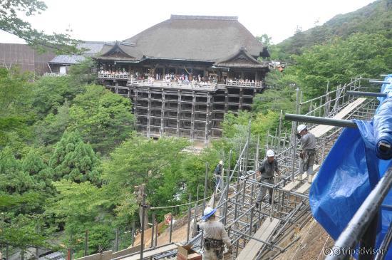 Kiyomizu-dera Temple - under renovation