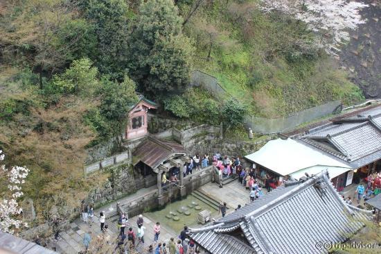 Kiyomizudera. Cascada Otowa
