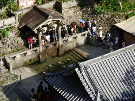 Kiyomizu-dera