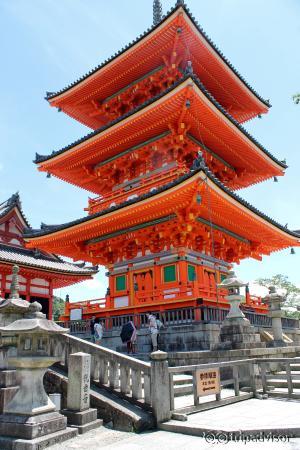 Kiyomizu-dera