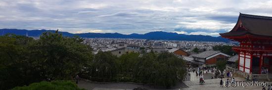 Kiyomizu-dera - view over Kyoto
