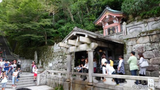 Kiyomizu-dera