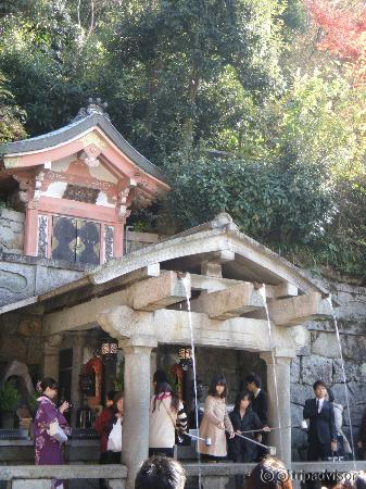 Otawa-no-taki waterfall