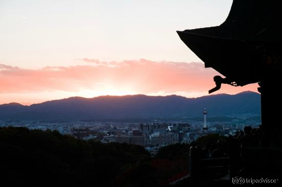 Sunset Kyoto view from Kiyomizu