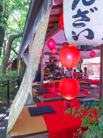 Temple grounds perfect spot for lunch