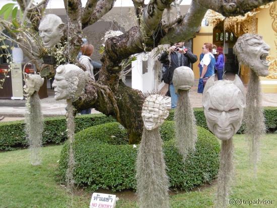 arbre du mal avec les personnages des comics marvel