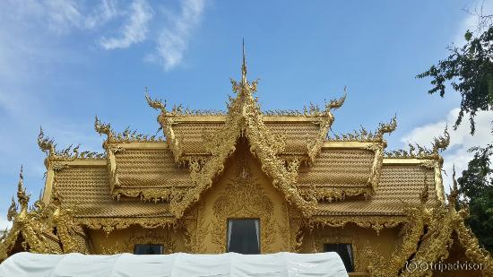 วัดร่องขุ่น