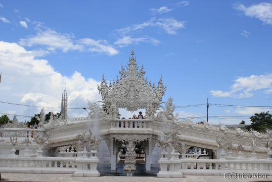 วัดร่องขุ่น